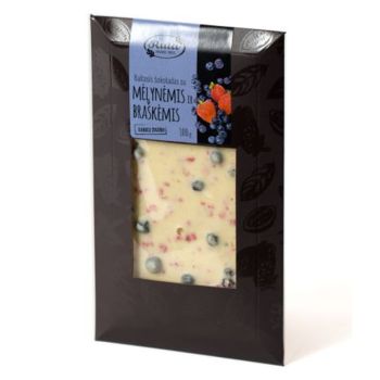 White chocolate with strawberry and blueberry 