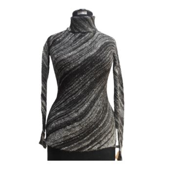 Alpaca Sweatshirt with Long Neck Design